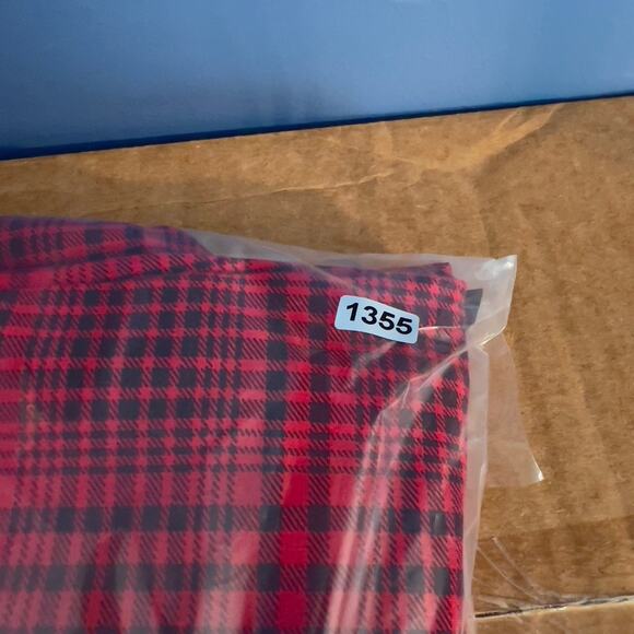 Terra & Sky Stretch Pull On Pant Ankle Woman's 1X (16W-18W) Red Black Plaid - Picture 12 of 12